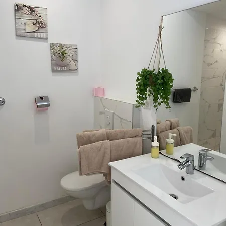 Stella Maris Nocleg ze śniadaniem 3*