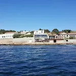 Stella Maris לינה וארוחת בוקר
